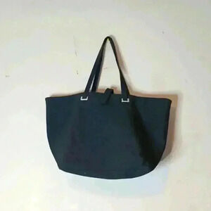 Viviane Shoulder bag  